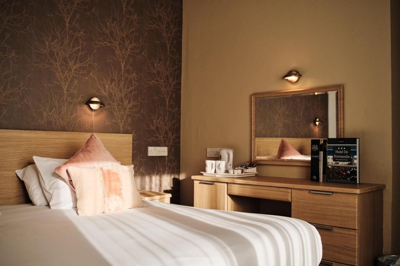 Saint Helier Jersey Hotel De Normandie מראה חיצוני תמונה