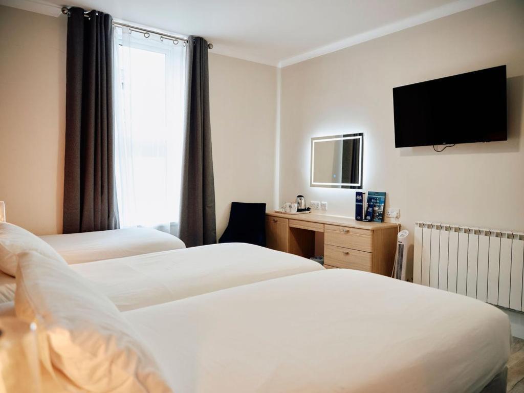 Saint Helier Jersey Hotel De Normandie מראה חיצוני תמונה